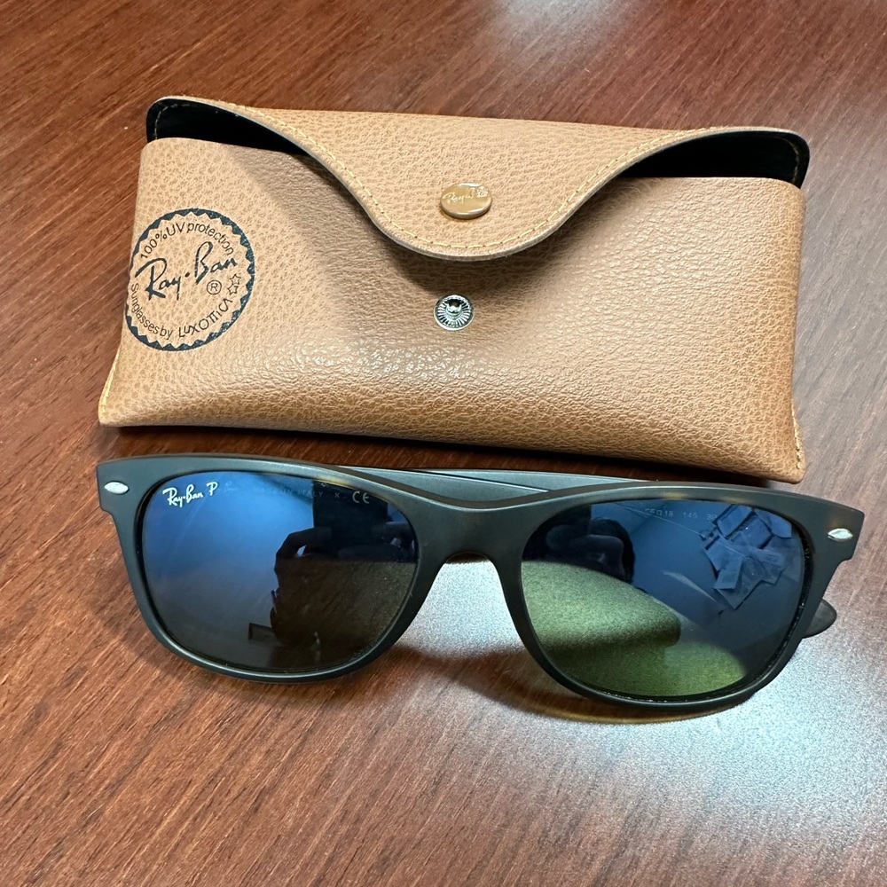 Ray Ban New Wayfarer RB 2132 894/76 55_18